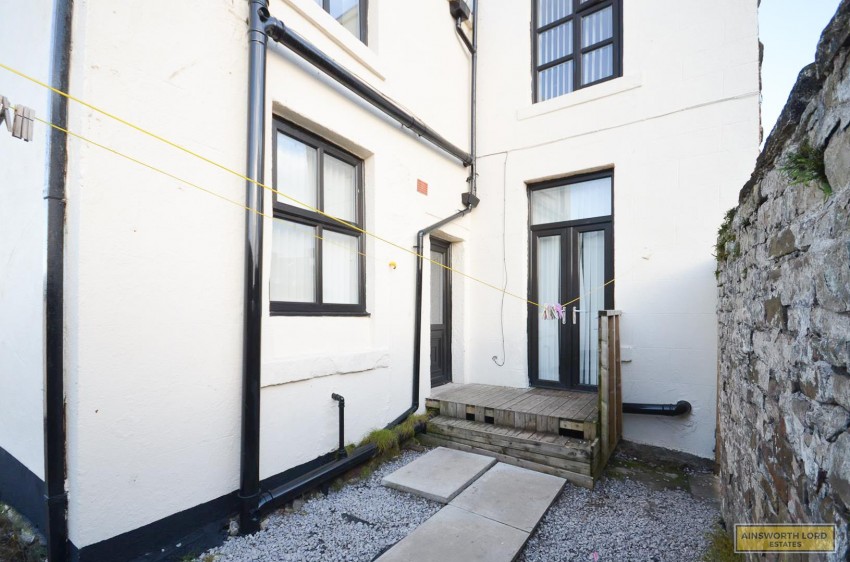 Images for Part Self-Contained Bedsit, Redearth Rd., Darwen